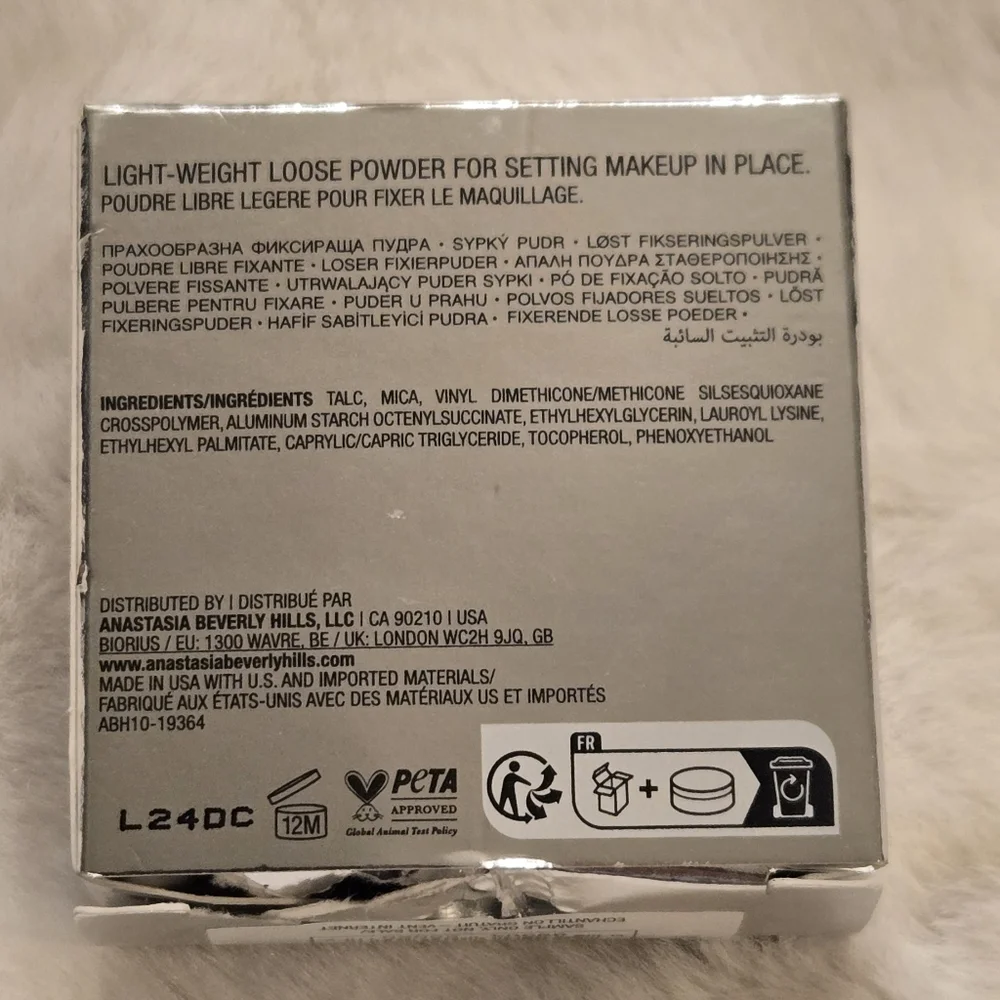 Anastasia Beverly Hills Translucent Loose Setting Powder